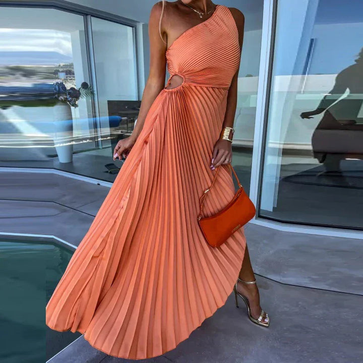 Quinn - Sculpted Pleats Maxi Dress