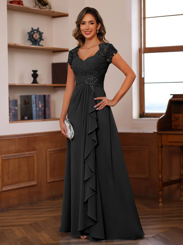 A-Line/Princess V-Neck Short Sleeves Pleated Mother of the Bride & Groom Dresses with Ruffles & Appliques