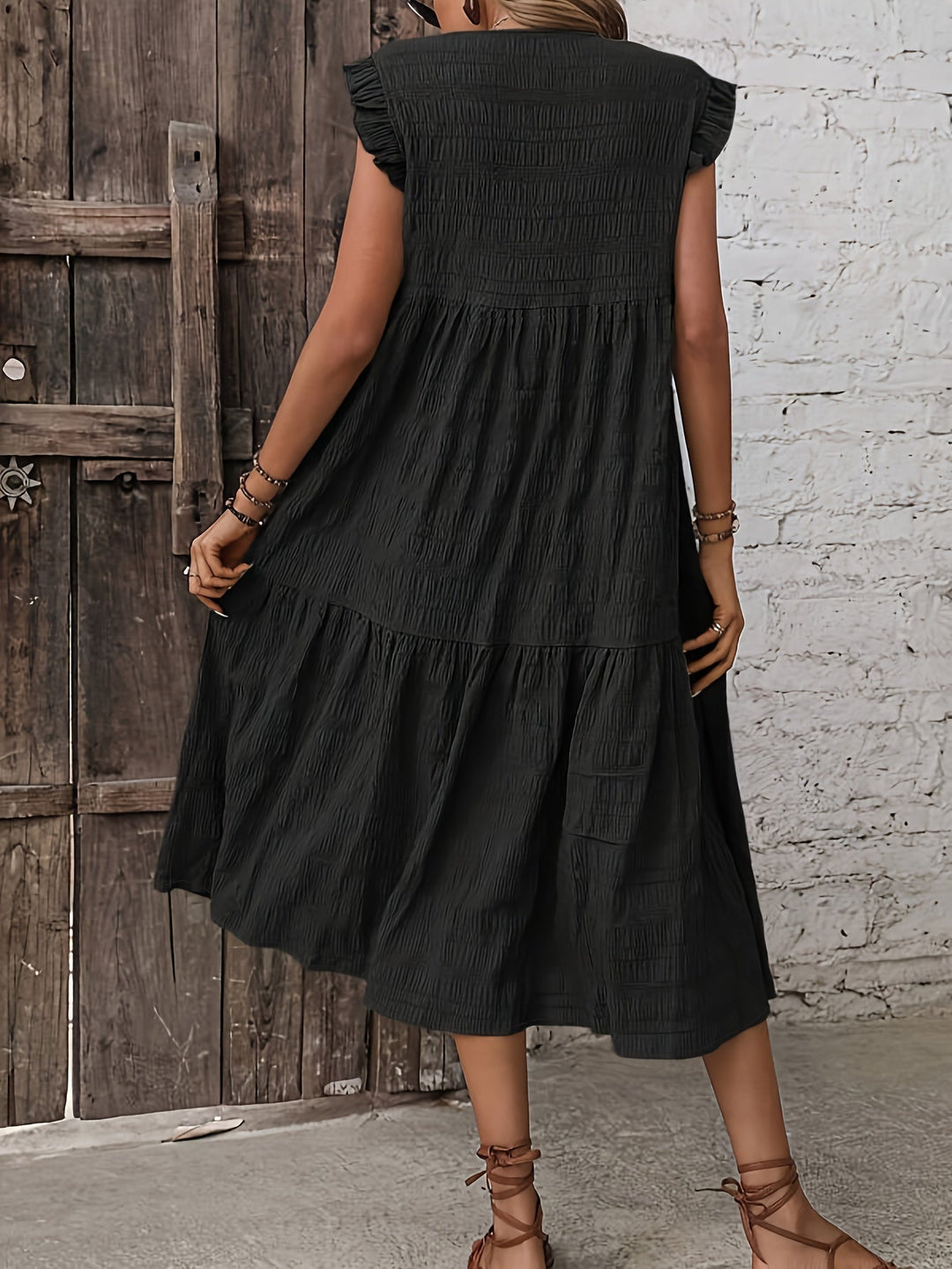 Livia – tummy-friendly ruffle dress