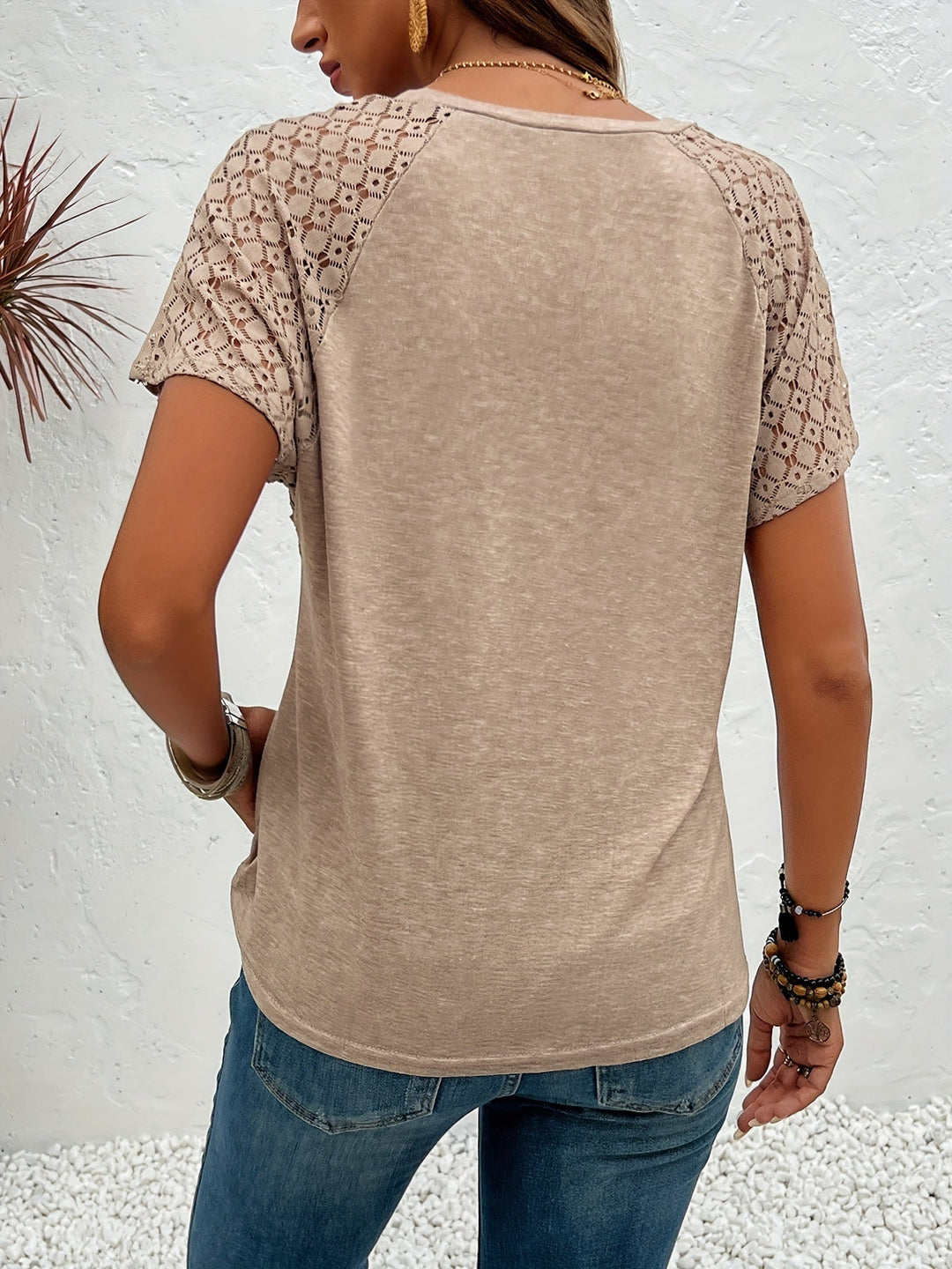 Elina | Lace-Trim Neck Top