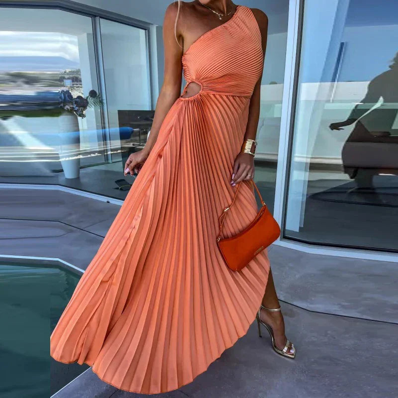 Quinn - Sculpted Pleats Maxi Dress